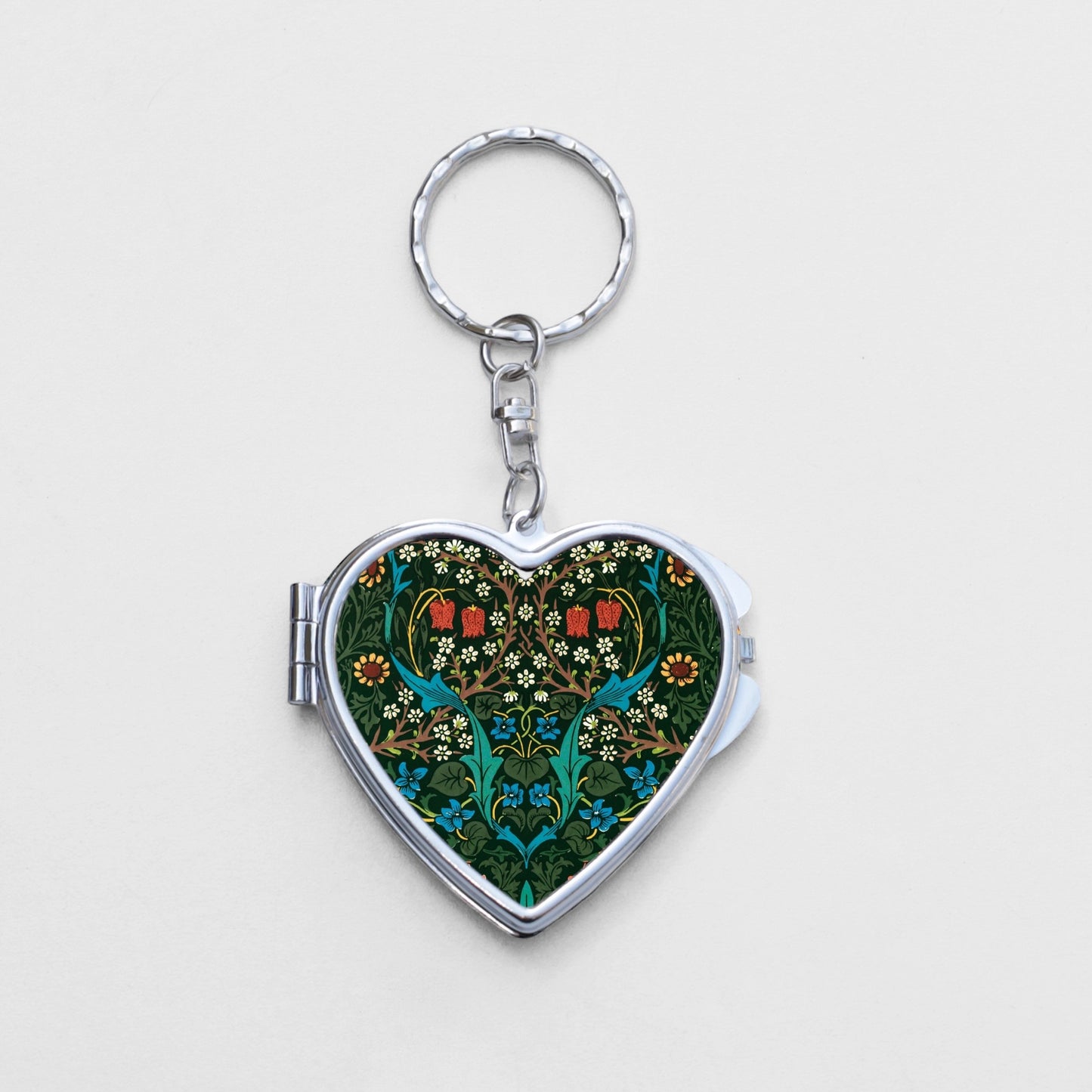 The Garden Heart Shaped Mirror KeyChain